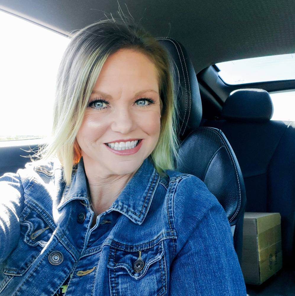 Meet your Posher, Cameo